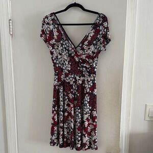 Kaileigh Red and White Floral Midi Dress